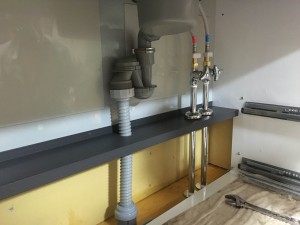 水栓金具（蛇口・シングルレバー混合栓）の接続工事