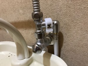 止水栓・分岐金具・シャワートイレのホースの取付
