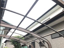 カーポートの屋根材の取り外し完了です