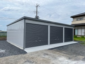イナバ物置のガレージ「ガレーディア」の完成