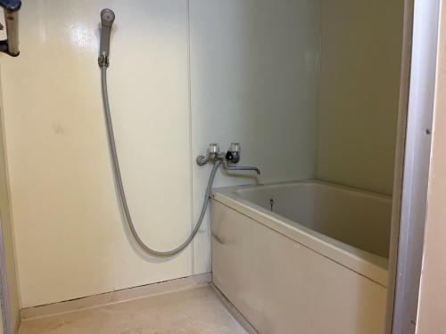 TOTO製システムバス1216サイズ
<img src=