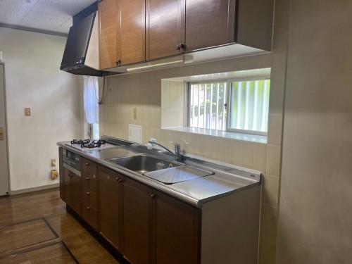 リフォーム前のシステムキッチン