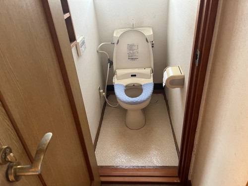 リフォーム前のトイレ