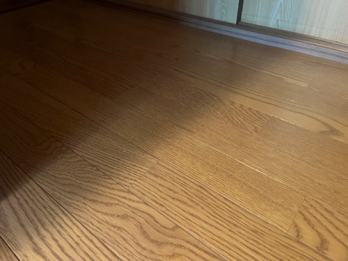 リフォーム後のフローリング