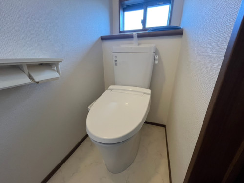 リフォーム前のトイレの写真