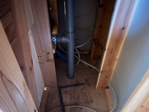 手洗い器の配管