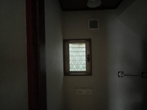 内窓設置前ジャロジー窓