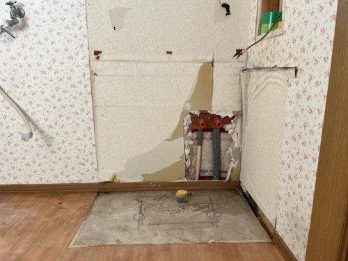 既存洗面化粧台の解体工事