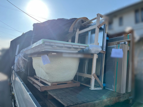 タカラスタンダードグランスパの現場搬入
